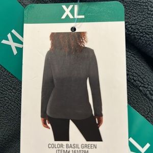 Soft pocket pullover